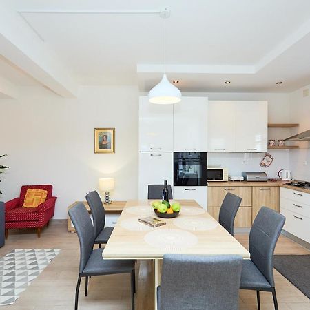 Apartment Laurus Дубровник Екстериор снимка
