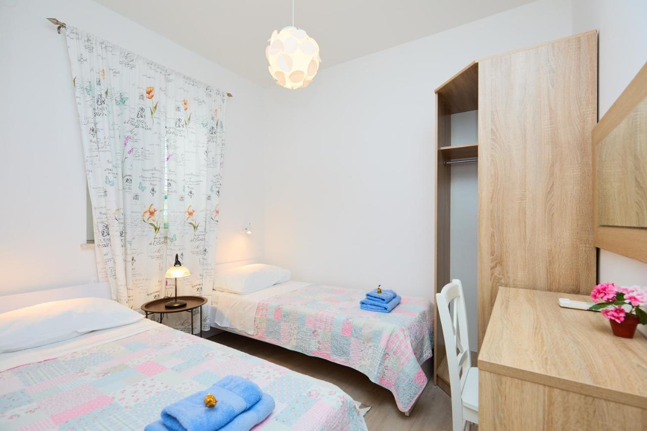 Apartment Laurus Дубровник Екстериор снимка